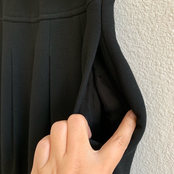 Banana Republic Pleated Skirt Sz 0 - Picture 2 of 4